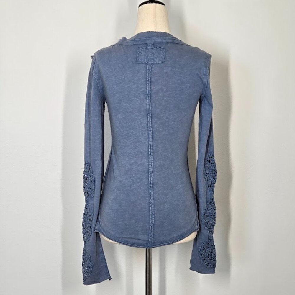 FREE EPOPLE WTF our song henley cuff top Sz XS  NEW - Picture 8 of 12